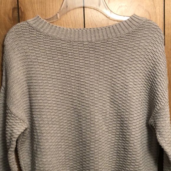 Sweater - Picture 3 of 8